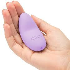 Lelo Lily 2 Luxury Clitoral Vibrator Lavender